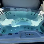 Maison Avec Jacuzzi Et Sauna *