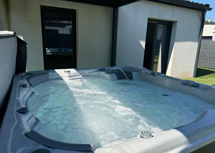 Maison Avec Jacuzzi Et Sauna Villa *