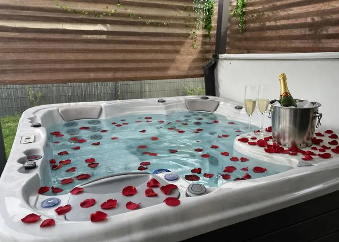 Maison Avec Jacuzzi Et Sauna